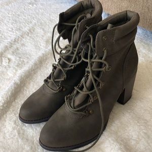Cute Fall Heels!